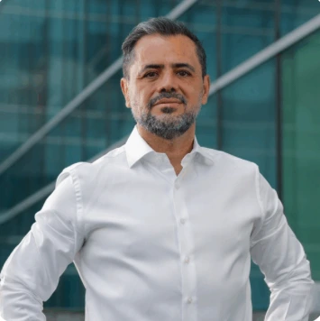 Dr. Fernández